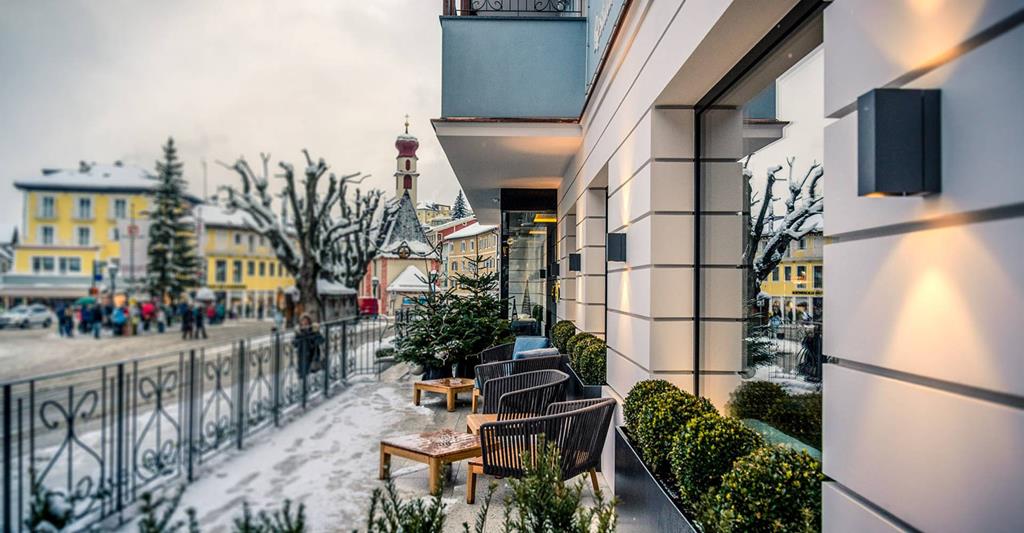 BB7F217A5E8F03F36BAEAB788ACCD451